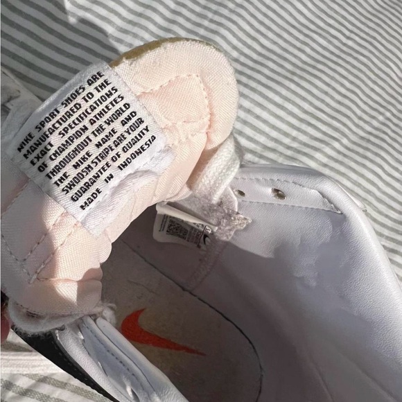 Nike High-Top Blazer Sneakers - Picture 3 of 3